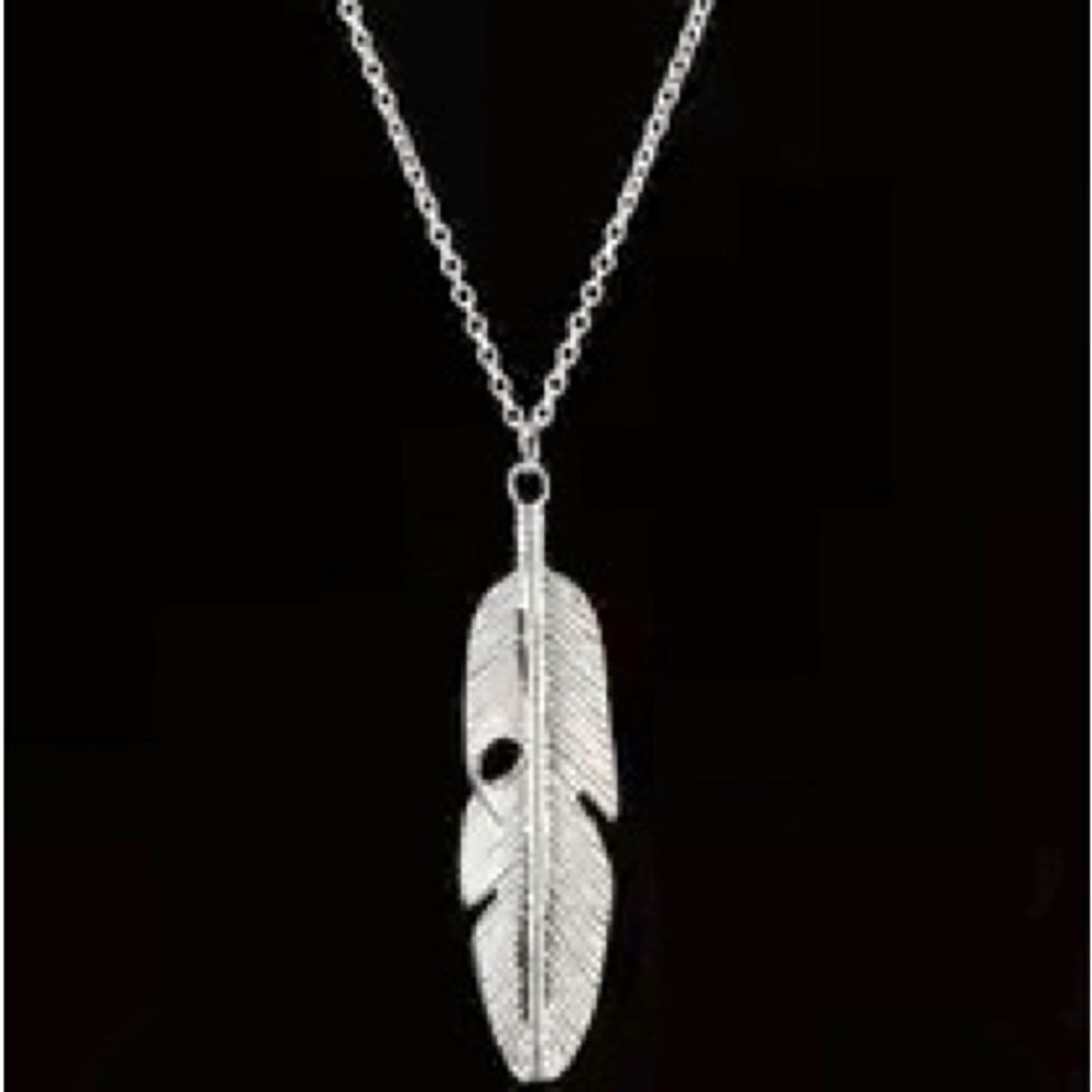 NWT Feather Necklace In Silver Matching Earrings In Separate Listing